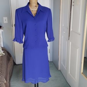 💙🤍💙Gorgeous 2 piece outfit. Size 12